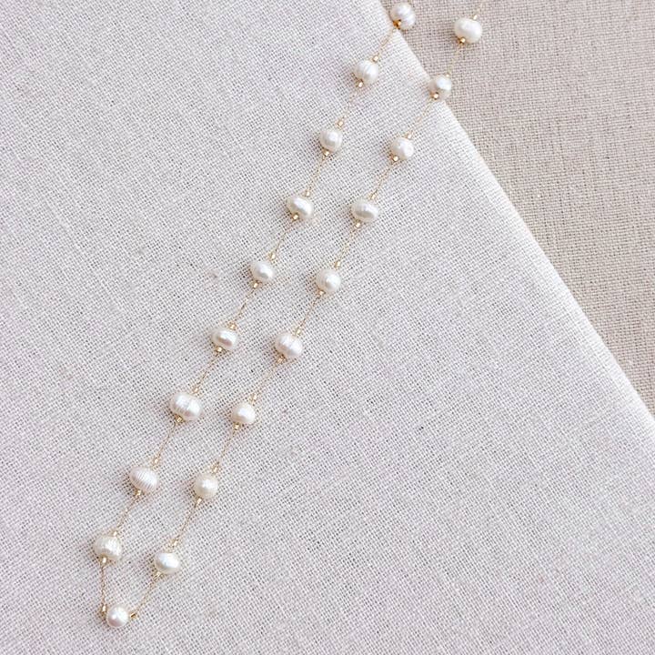 Collier court à maillons avec perles d'eau douce dorées. et autres tendances Résultats pour perles d'eau douce en vente B2B. Retours gratuits et paiement à 60 jours sur Faire sur Faire.