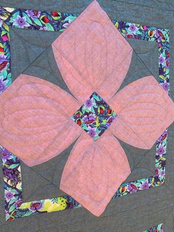 Rachel Rossi Design - Wholesale Craft Sewing Kit - Trellis Twist | Curved Quilt Pattern | Modern Vintage6