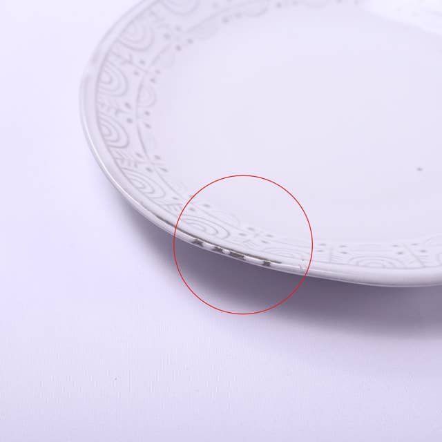 POTPURRI - Wholesale Dinner Plate - Mulet Relief Plate M4