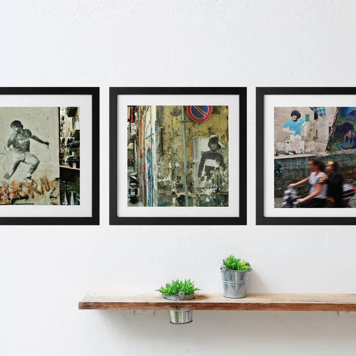 Stampe da parete Maradona Naples Three Gallery per la vendita all'ingrosso da parte di Mo & Paul Photography