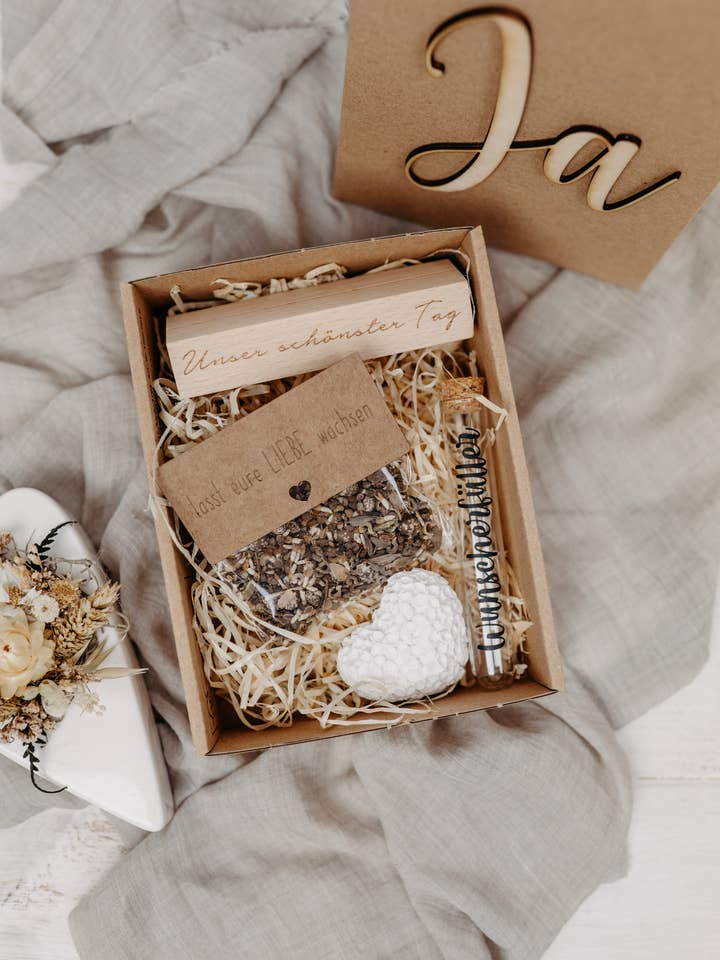 Gift box “YES” | wedding | money gift for wholesale by bricolageliebe