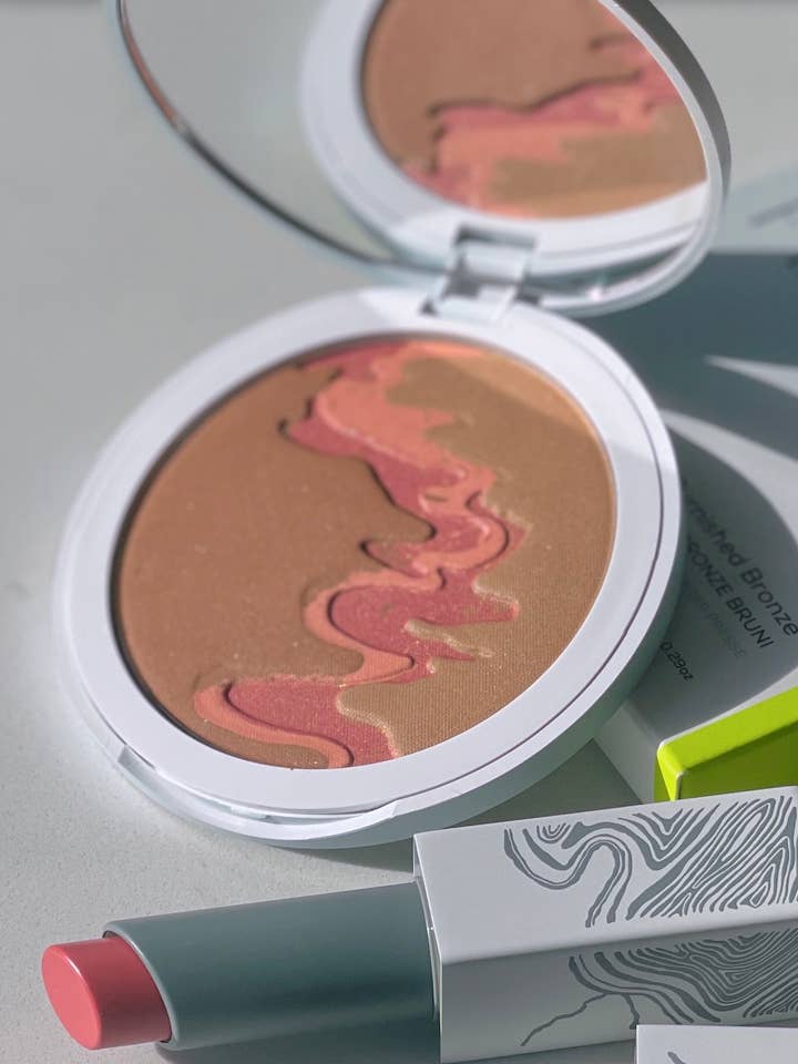 ColorBack.Burnished Bronze- All-in-One makeup palette. for wholesale by Flyte.70