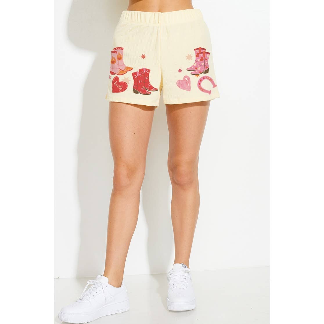 Phil Love – Conjunto de top e calça (roupa NÃO Casual) - Mulher por atacado – Conjunto de calções curtos de lounge com estampa de coração e botas de cowgirl20