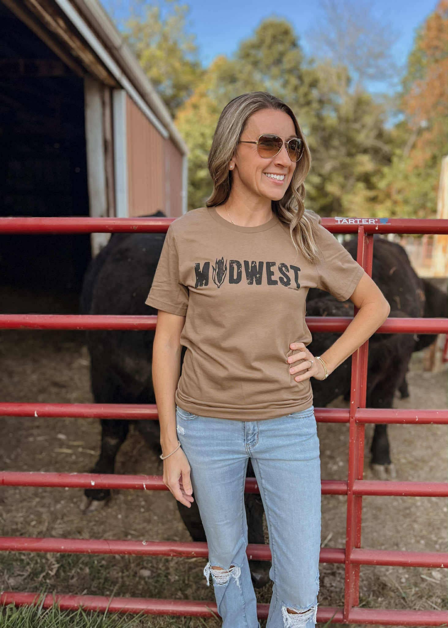 Lemon Lorraine's LLC – Großhandel T-Shirt mit Siebdruck – Damen – MIDWEST - Grafik-T-Shirt2