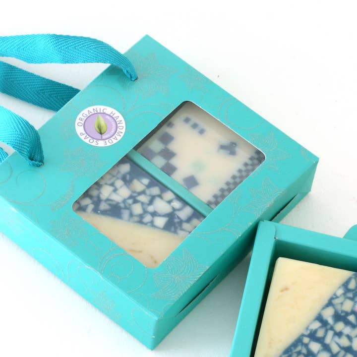 Teal Soap Giftbox – 2 Soaps for wholesale by One Leaf Soap