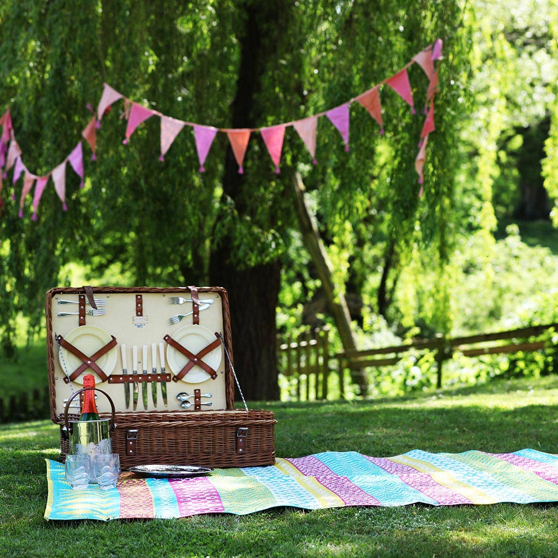 Talking Tables UK - Wholesale Bunting/garland - Pink Fabric Cotton Bunting - 3m | Valentine's Day |7