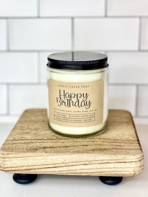 Vela Happy Birthday, 7 oz., tarro de vidrio transparente, coco y albaricoque para venta al por mayor de Tickle Creek Soap