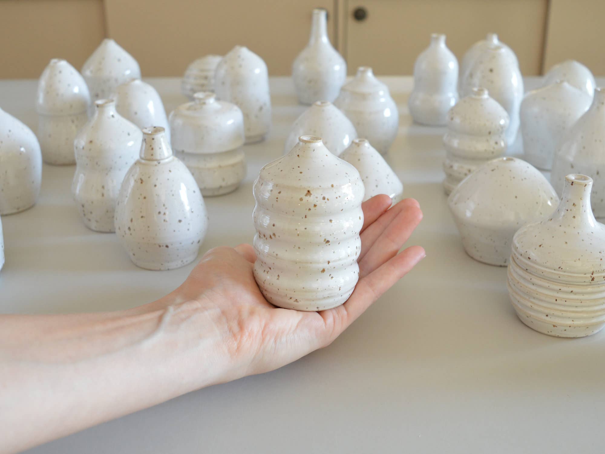 Karolina Bednorz Ceramics - Wholesale Vase - NUDE Ceramic Decorative MAXI Table Vases Handmade in Italy4