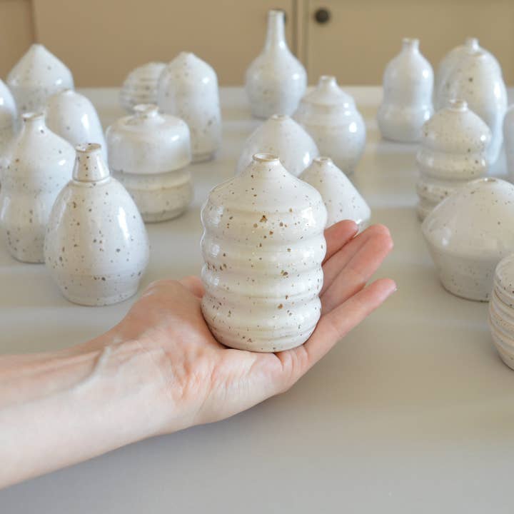 Karolina Bednorz Ceramics - Wholesale Vase - NUDE Ceramic Decorative MAXI Table Vases Handmade in Italy4