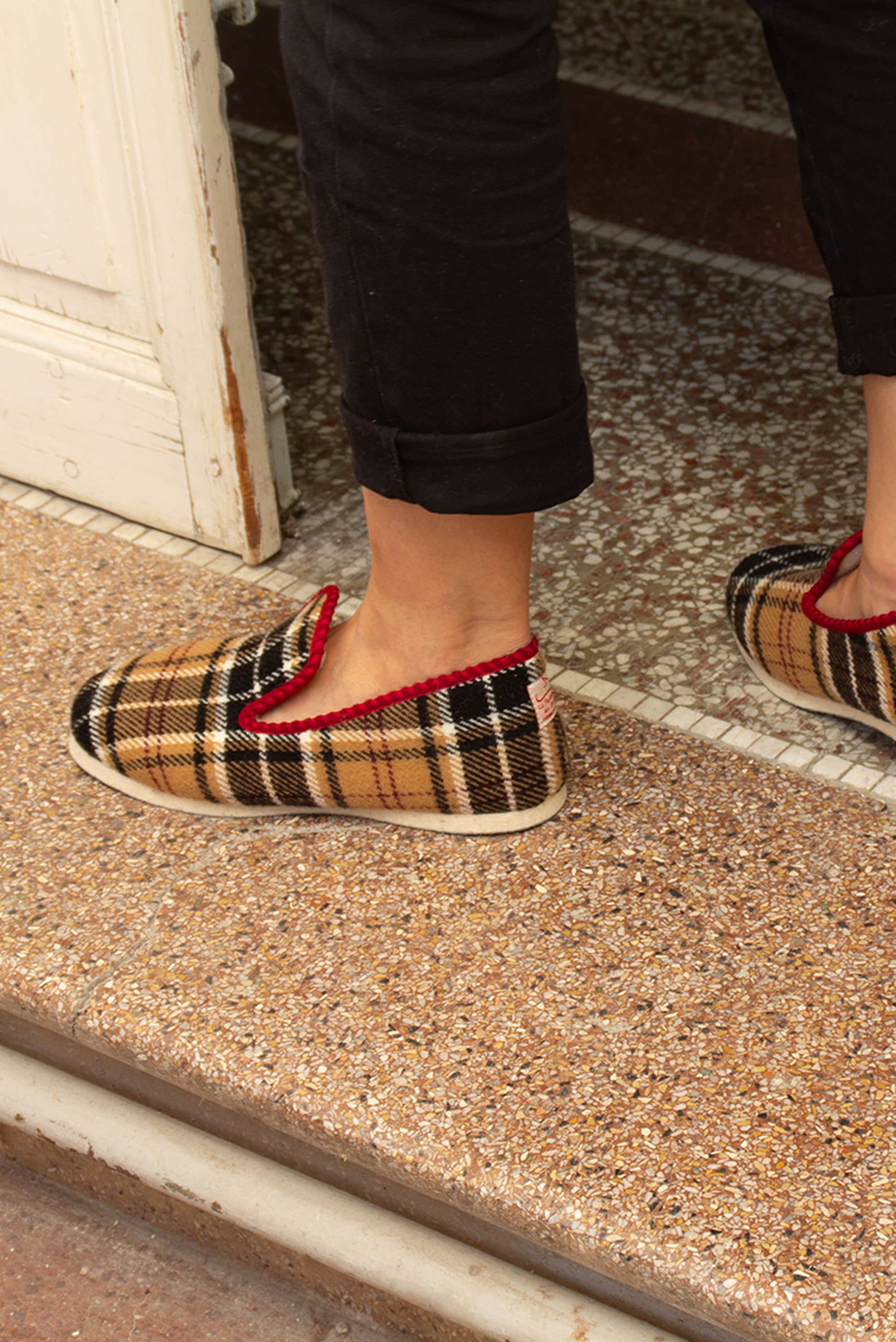 La Pantoufle du Berry - Wholesale Slippers - Women's - CHARENTAISE HIGHLAND3