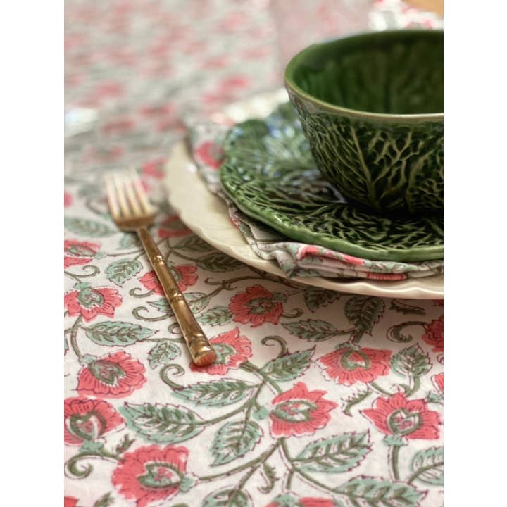 ABRACOLORS – wholesale Tablecloth – Square tablecloth with napkins flowers
