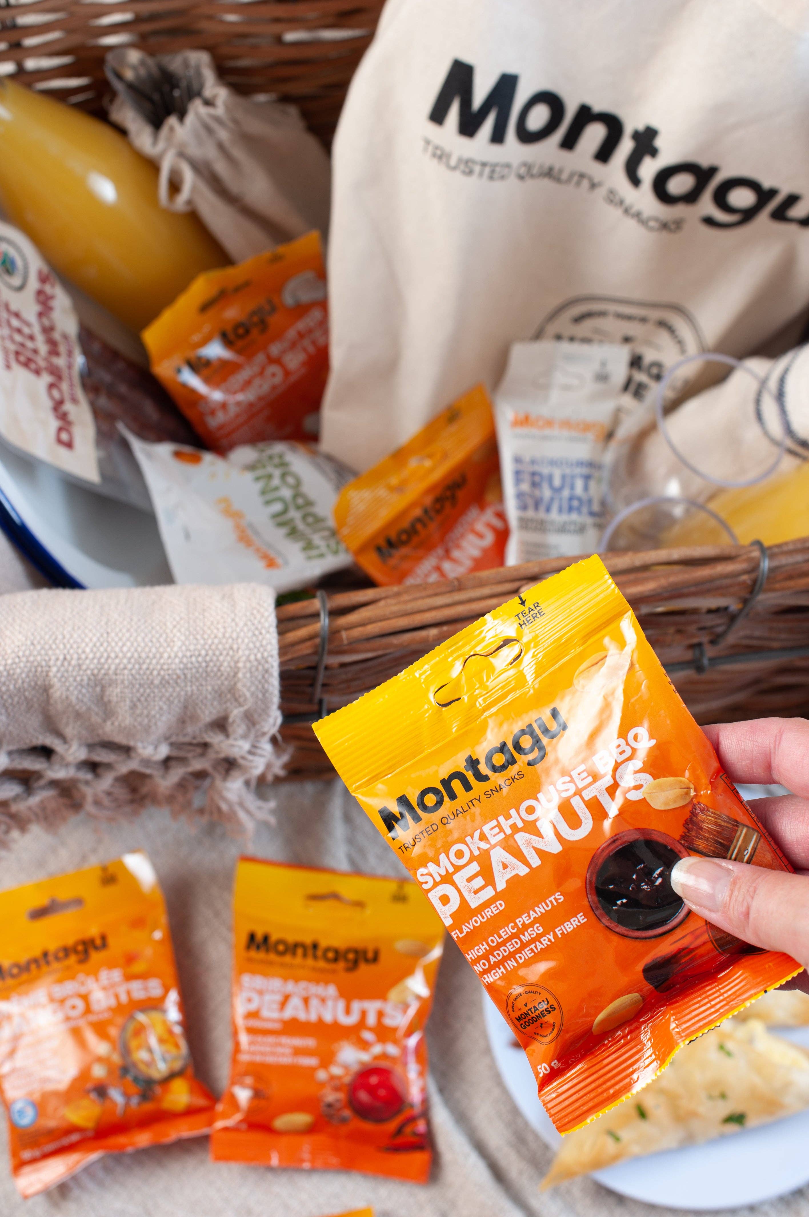 Mahdina – wholesale Nuts – Montagu: Roasted Peanuts Sriracha Flavoured 50g4