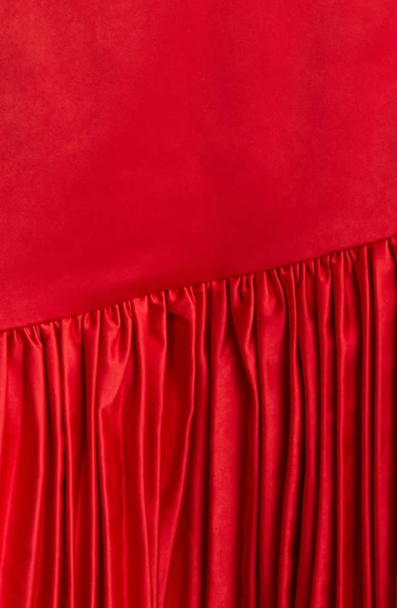Rouge Jupe plissée asymétrique Tomas en vente sur Faire4