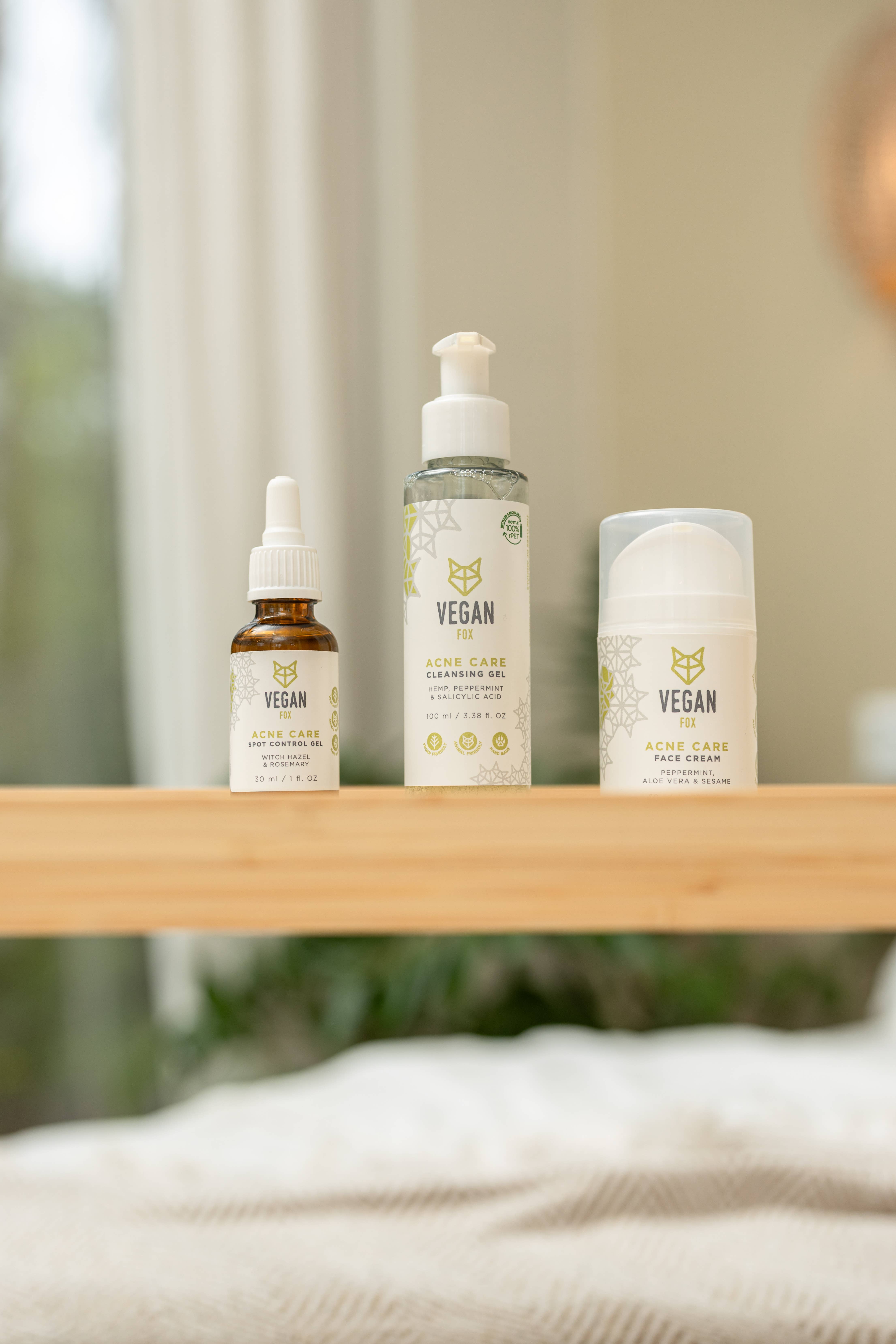 Amber cosmetics Ltd (Vegan Fox) - Wholesale Acne/Hydrocolloid Patch - ACNE CARE Spot control gel3