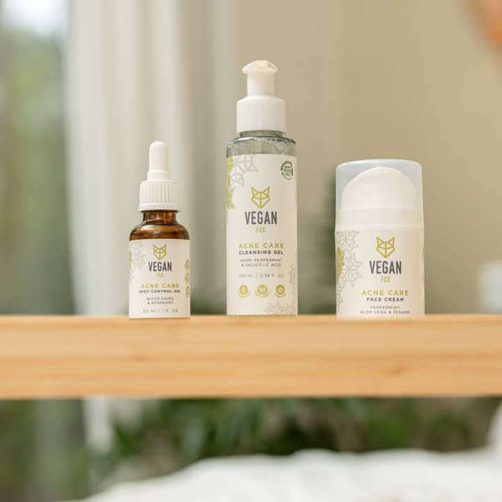 Amber cosmetics Ltd (Vegan Fox) - Wholesale Acne/Hydrocolloid Patch - ACNE CARE Spot control gel3