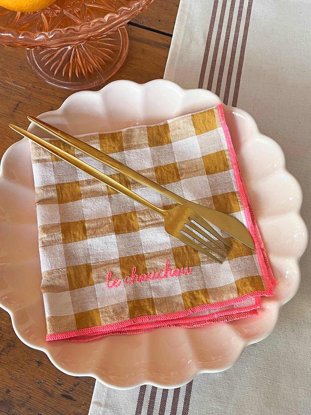 BARNABÉ AIME LE CAFÉ - Wholesale Dinner & Cloth Napkin - Gichy plaid and embroidery napkins13