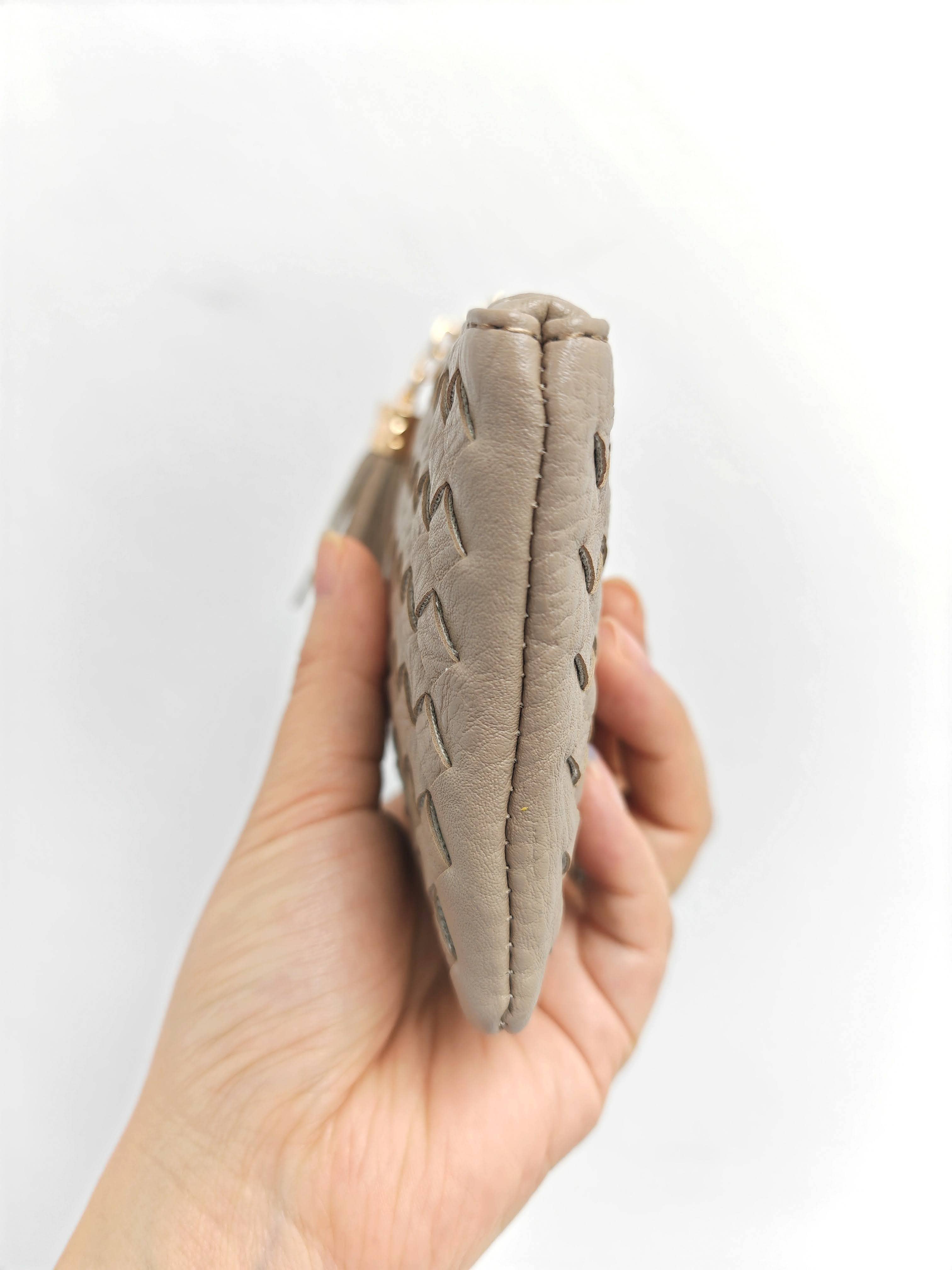 Superbia – Engroshandel Møntpung - Dame – Blød håndlavet vævet kvast nøglering lynlås kortholder mønt12