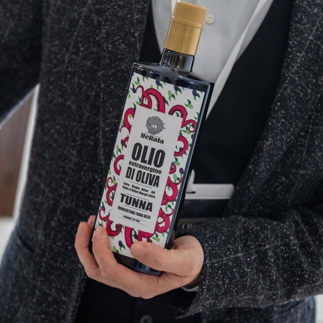Heraia - Wholesale Olive Oil - Tunna - Extra Virgin Olive Oil - Delicate Taste4