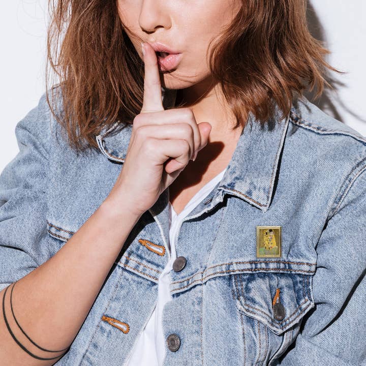 Real Sic - Vendita all'ingrosso Spilla da bavero - Spilla Smaltata a Smalto con Cornice Artistica - Il Bacio di Gustav Klimt3