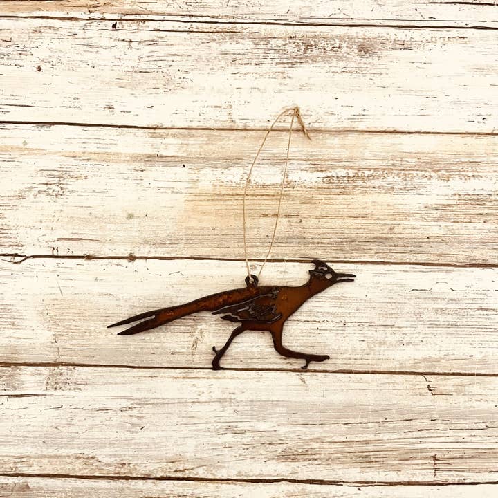 Universal Ironworks USA - Wholesale Ornament - Roadrunner Running Desert Southwest Ornament1