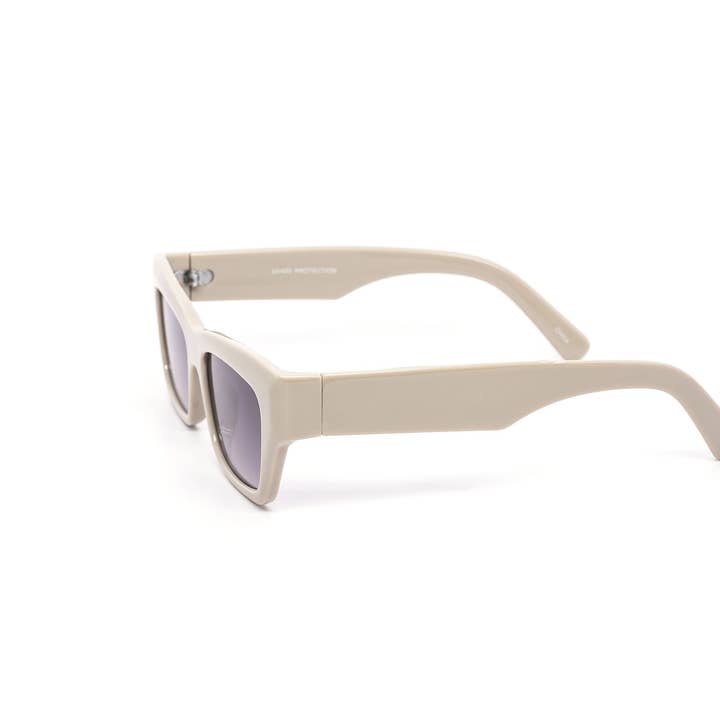 Still Friday – wholesale Sunglasses – Women's – Modern Retro Chunky Rectangular Sunglasses7