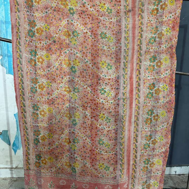 bhavnas boutique - Vendita all'ingrosso Trapunte - Copriletto Indiano in Cotone con Design Floreale Colorato e Ricamo Kantha4