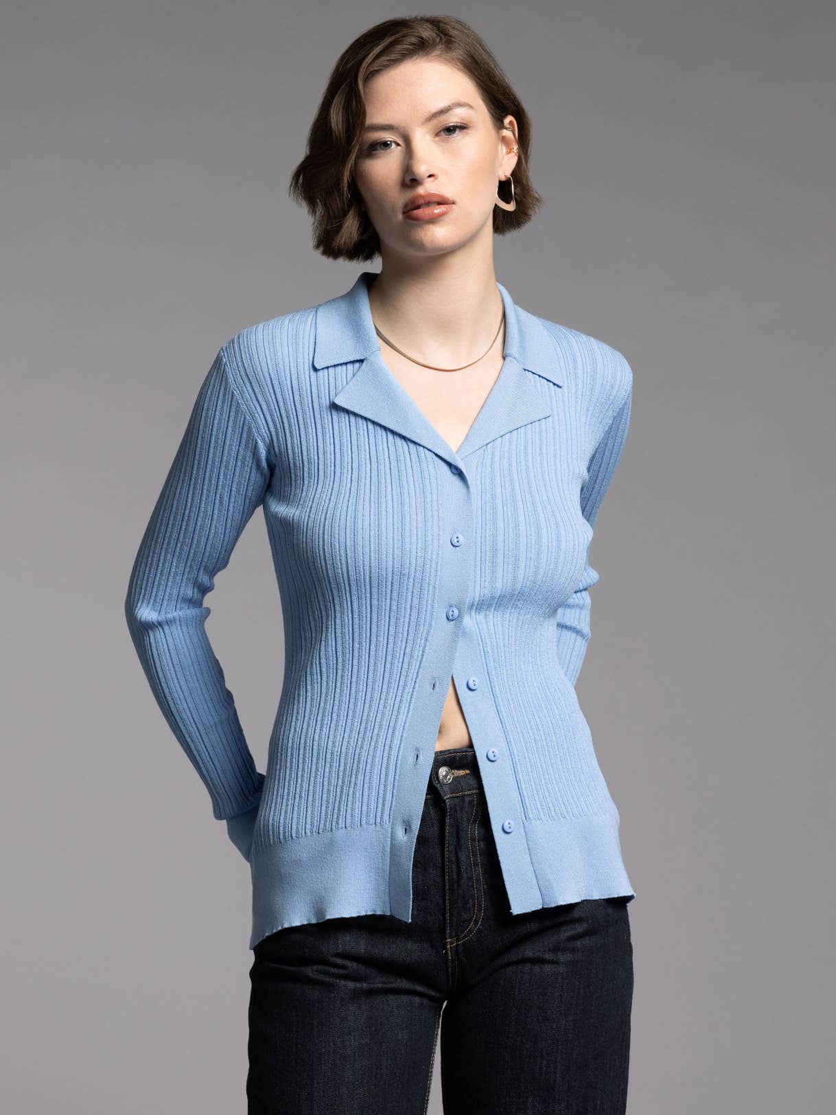 Weekend Los Angeles - Venta al por mayor Jersey corto de punto - Mujer - Top de punto con cuello ranurado - ALLISON TOP9