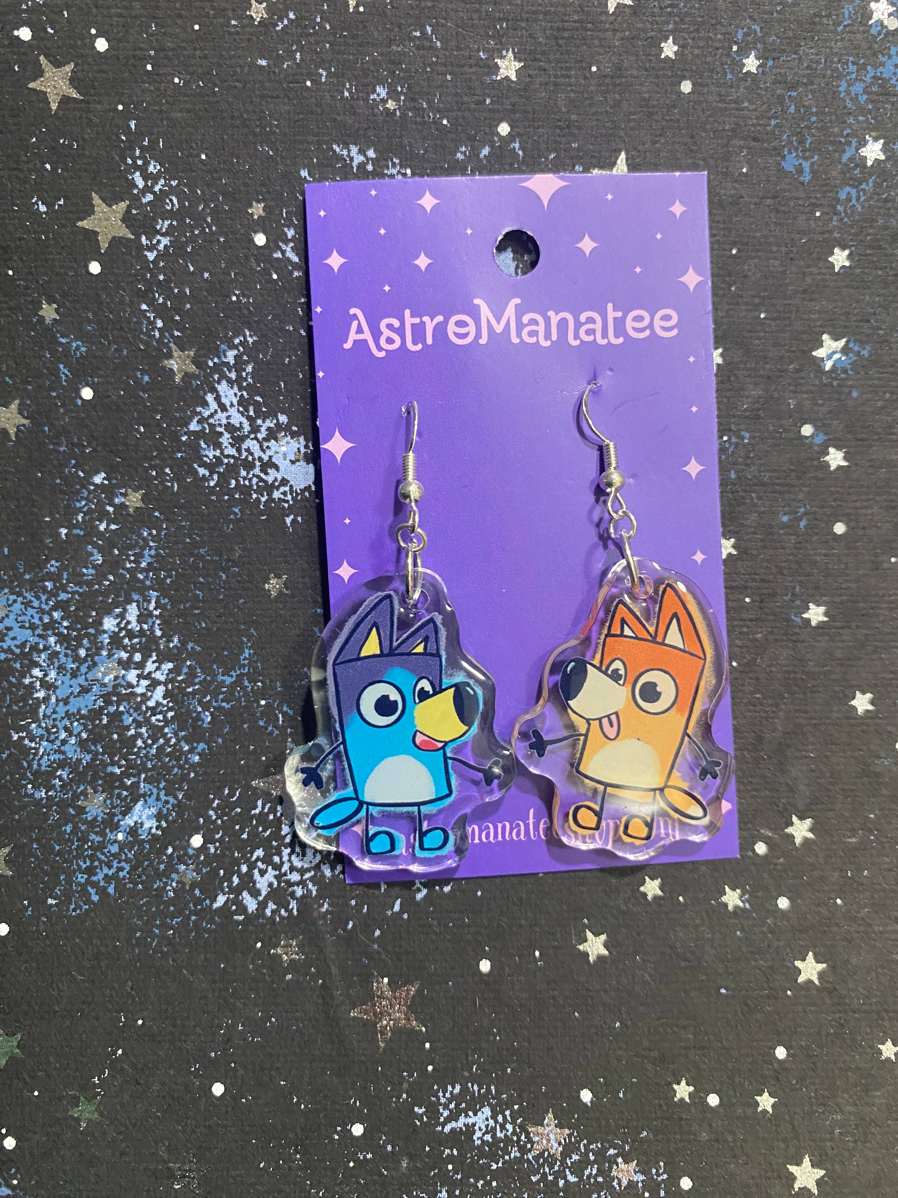 AstroManatee Shop – Engroshandel Hængeøreringe og creoløreringe – Bluey og Bingo øreringe//søde øreringe til lærere1