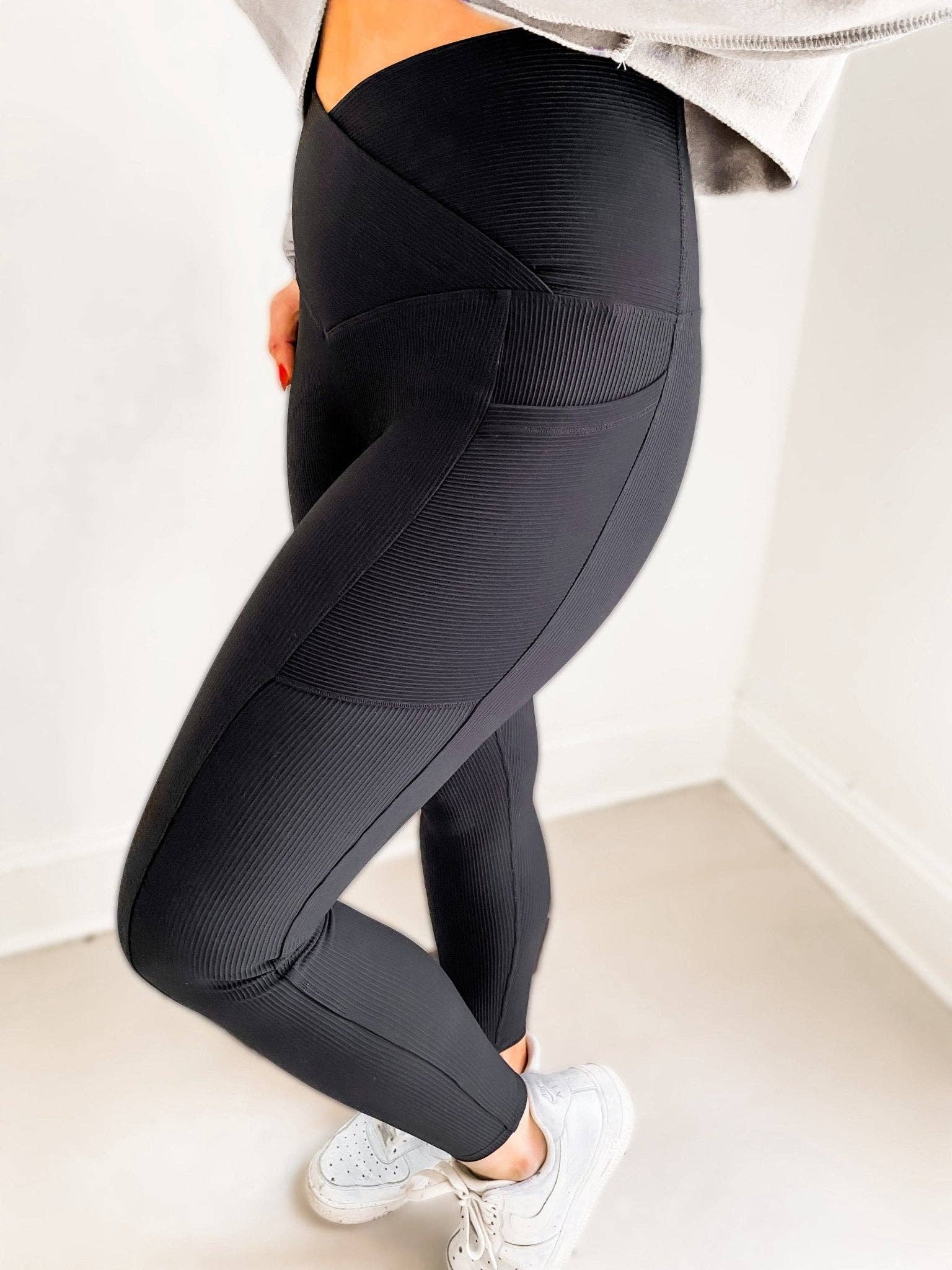 Girl Code Couture - Wholesale Athletic/Lounge Leggings - Women's - Max Sculpt Ribbed Leggings Regular Black Only6
