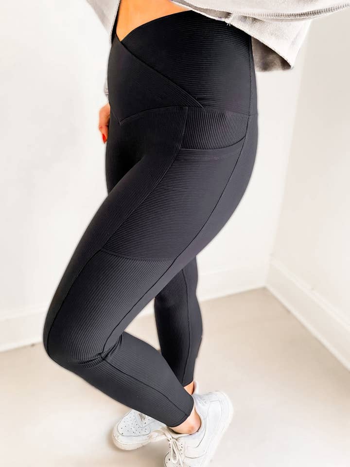 Girl Code Couture - Vente Legging de sport/d'intérieur – femme - Max Sculpt Leggings Côtelés Noirs Regular Uniquement3