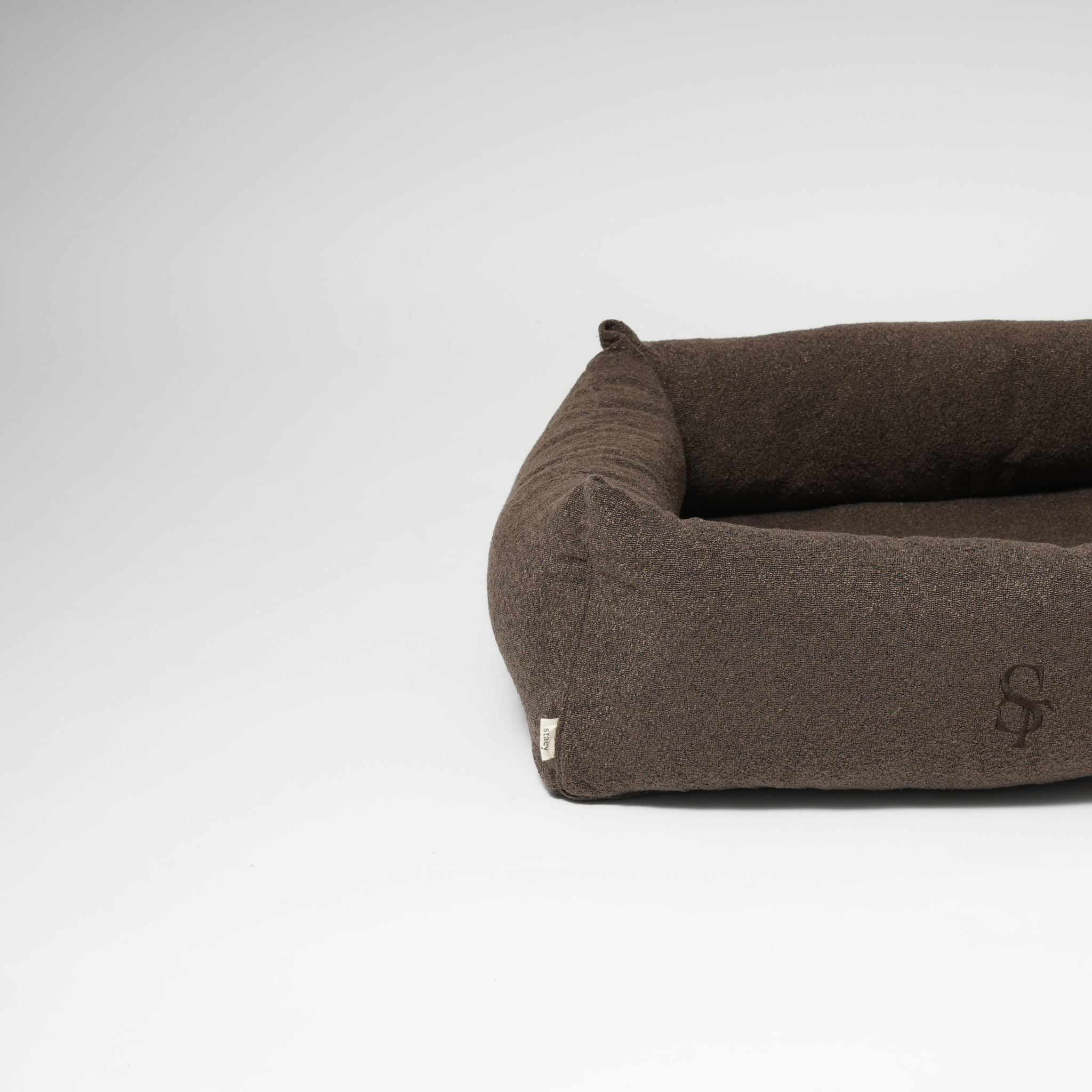Staey – wholesale Pet bed – Dog – Vera Dog Bed | Chestnut Bouclé10