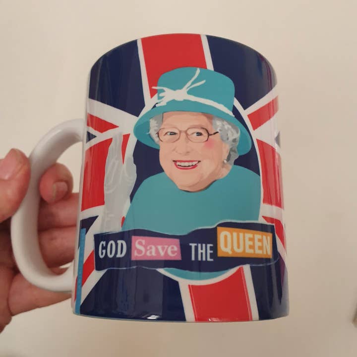 Sabi Koz - Wholesale Coffee Mug - Queen Elizabeth - Union Jack Mug1