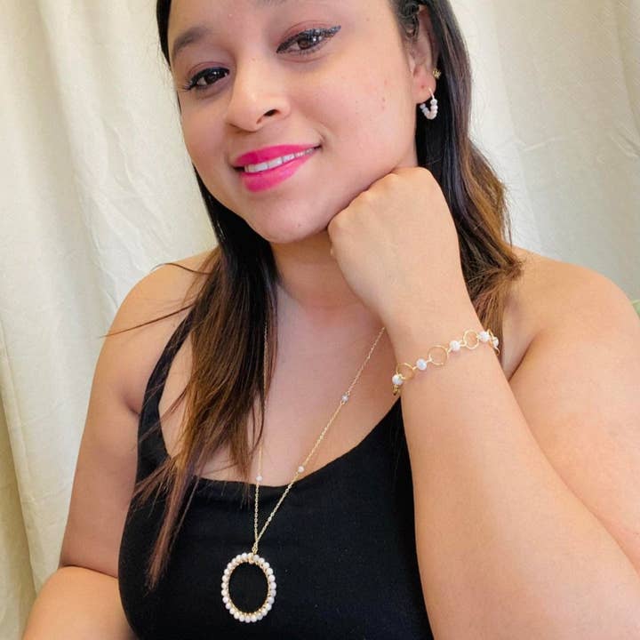 Alegria Accessories Inc. - Wholesale Hoop Earrings - Faithful earrings2