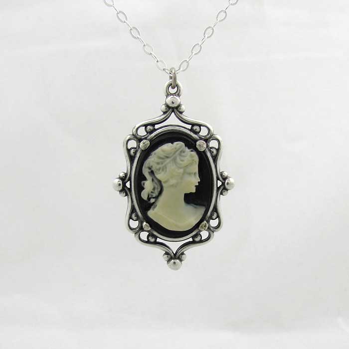 Classic Cameo Pendant for wholesale by The ExCB