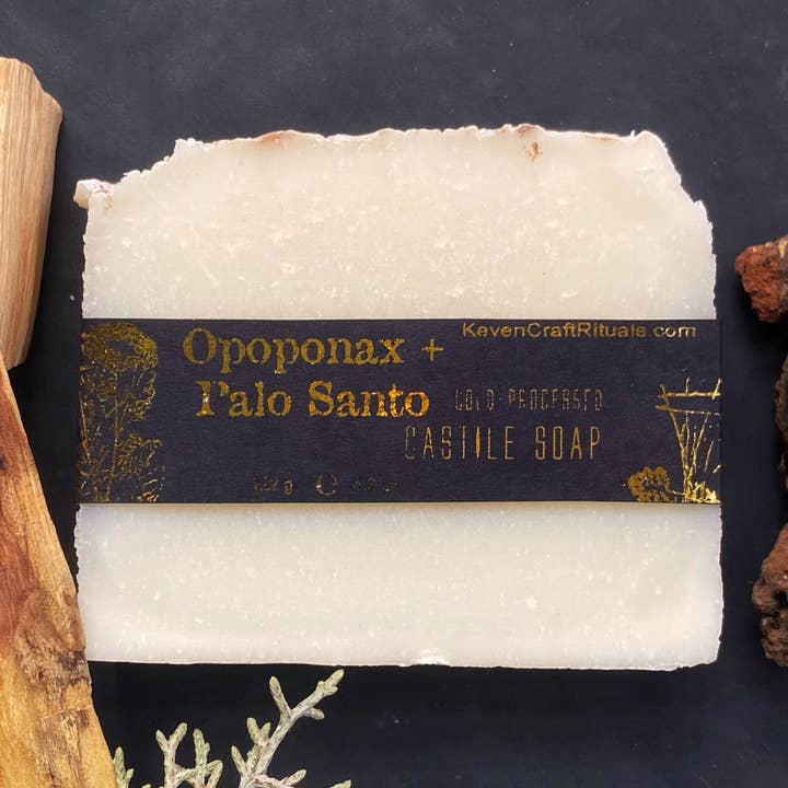 Keven Craft Rituals LLC – Großhandel Feste Seife – Opoponax + Palo Santo - Handgefertigte, superfattierte, kalt verarbeitete Kastilienseife für Gesicht und Körper0