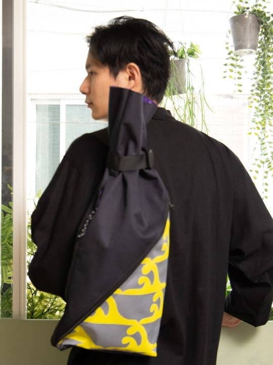 Borsa a tracolla WATARI- TASUKI per la vendita all'ingrosso da parte di Ametsuchi by Amina Collection