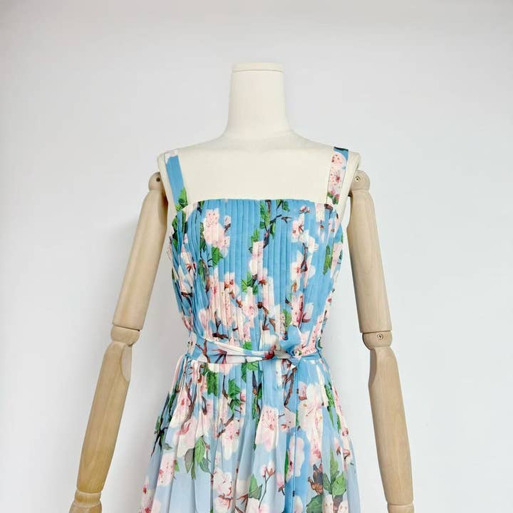 Productseeker - Wholesale Dress – Women's - DR658Y Chiffon Floral Pleated Maxi Dress with Swing Skirt12