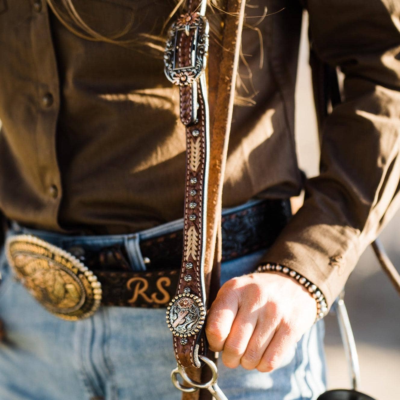 Rodeo Drive - Wholesale Paardrijuitrusting - Rawhide hoofdstel/hoofdstel met cactus en bloem met één oor #OE1174