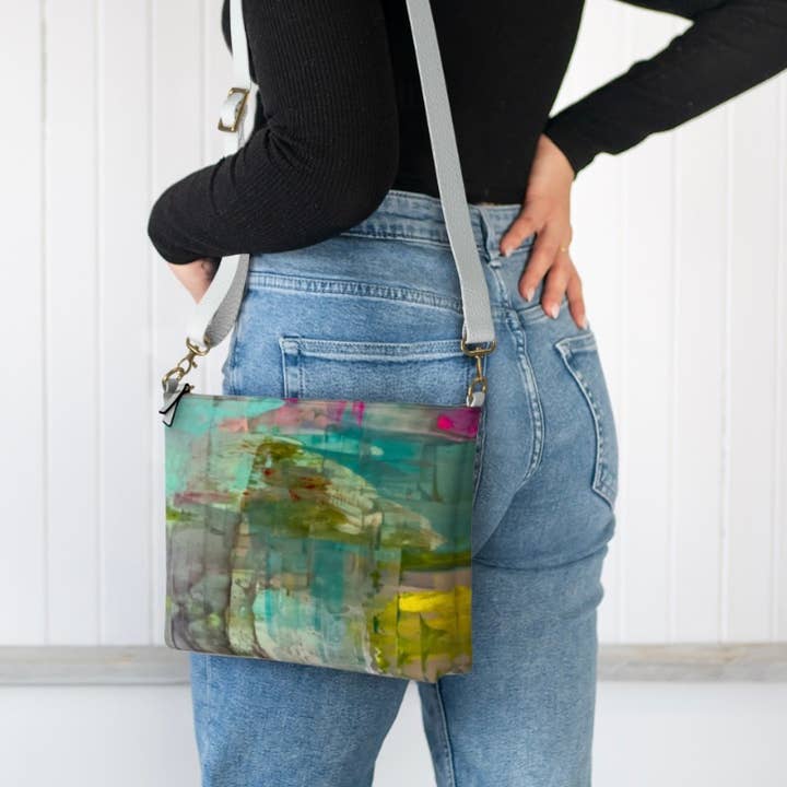 Delisch Jewelry & Accessories - Wholesale Crossbody Bag - Women's - CERISE AQUA CROSSBODY HANDBAG1