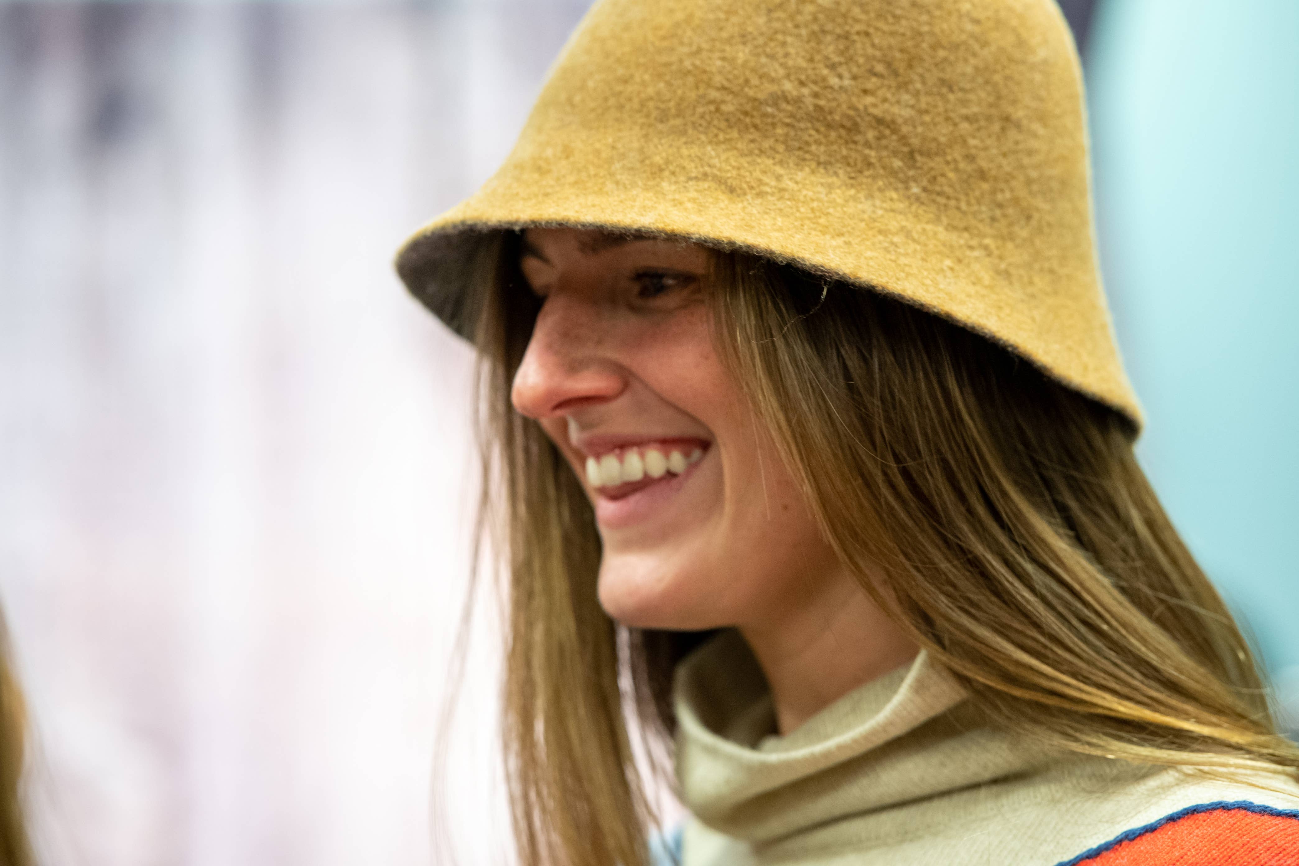 Shihreen Inc - Wholesale Cloche Hat - Women's - 21S-0564 Boiled Wool Flat Knit Reversible Cloche Hat5