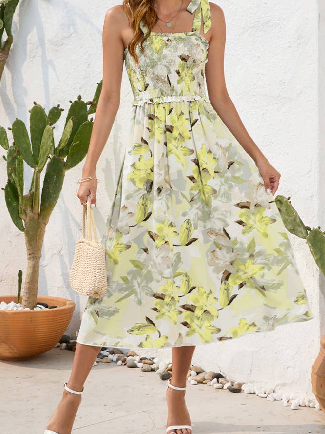 UNISHE - Wholesale Dress - Women's - Spaghetti Floral SLeeveless Smocked Dress AYY0254