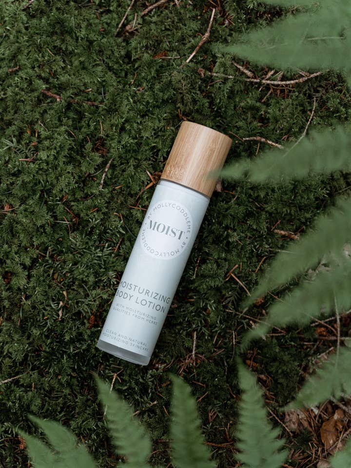 Lozione corpo idratante — Con qualità idratanti per la vendita all'ingrosso da parte di MOIST by MollyCoddleMe