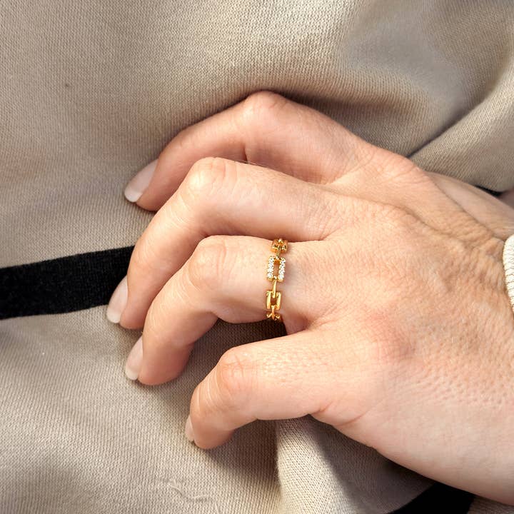 GoldFi - Wholesale Multi-Stone Ring - 18k Gold Filled Chain Link CZ Ring