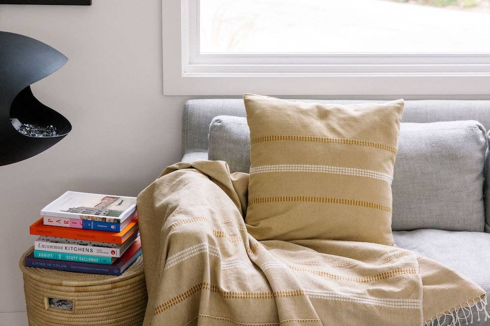 Sabahar - Wholesale Throw/Decorative Pillow - Zenach Handwoven Ethiopian Cotton Throw Pillow (Copy)9