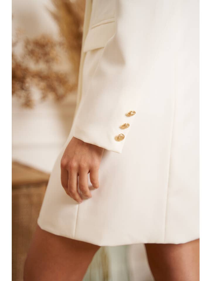 Attentif Paris – Engroshandel Jakke - Dame – Solid dobbeltradet blazer-kjole med guldfarvede knapper32