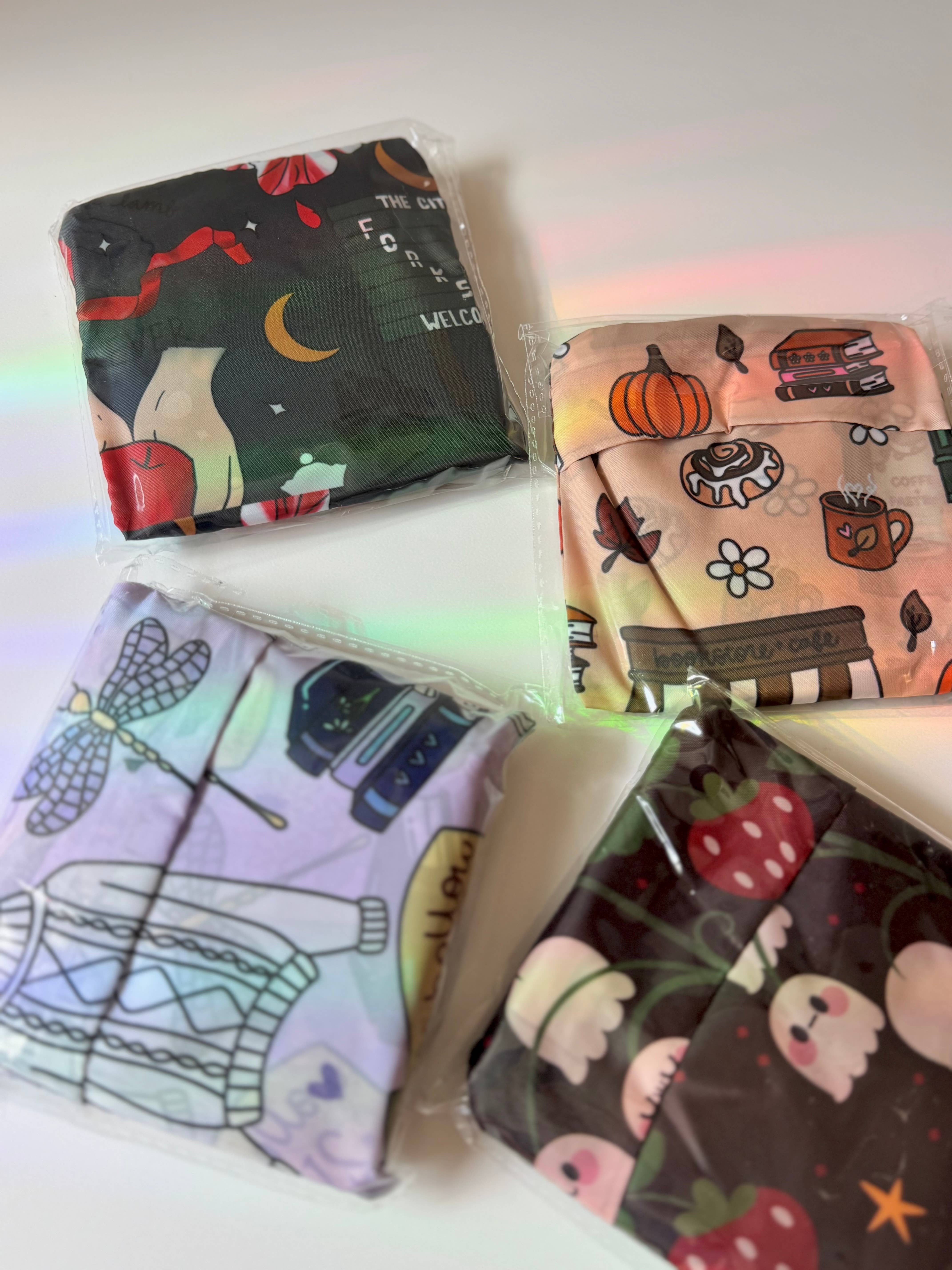 CrescentCatCo - Wholesale Grocery/Shopping Bag - Stars Hollow Books Reusable Shopping Bag, Fold Up Pouch6