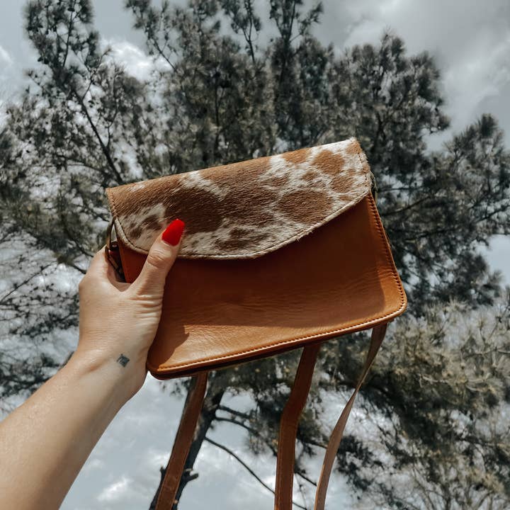 Texas Western Cowhide Bags and More - Wholesale Crossbody Bag - Women's - Chic Cowhide Leather Western crossbody purse