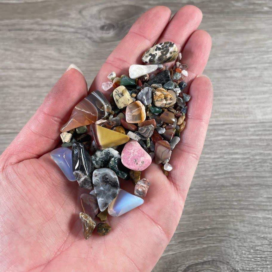 Keystone Crystals - Vendita all'ingrosso Pietra/cristallo spirituale - Mini chips di pietre preziose sfuse – sacchetto da 25 g di cristalli per artigianato22