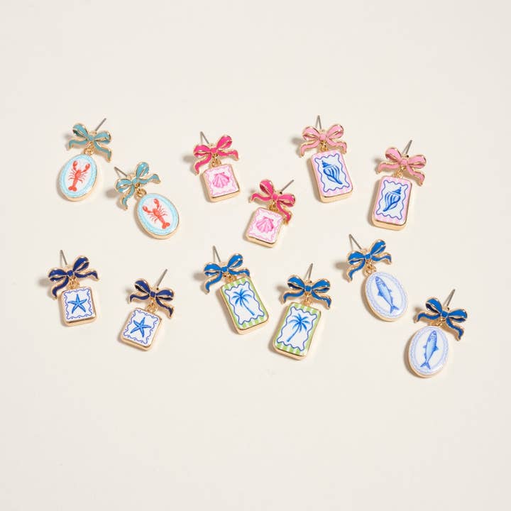 Medelhavets kuststrand-tema emaljörrhängen för wholesale av Designature New York