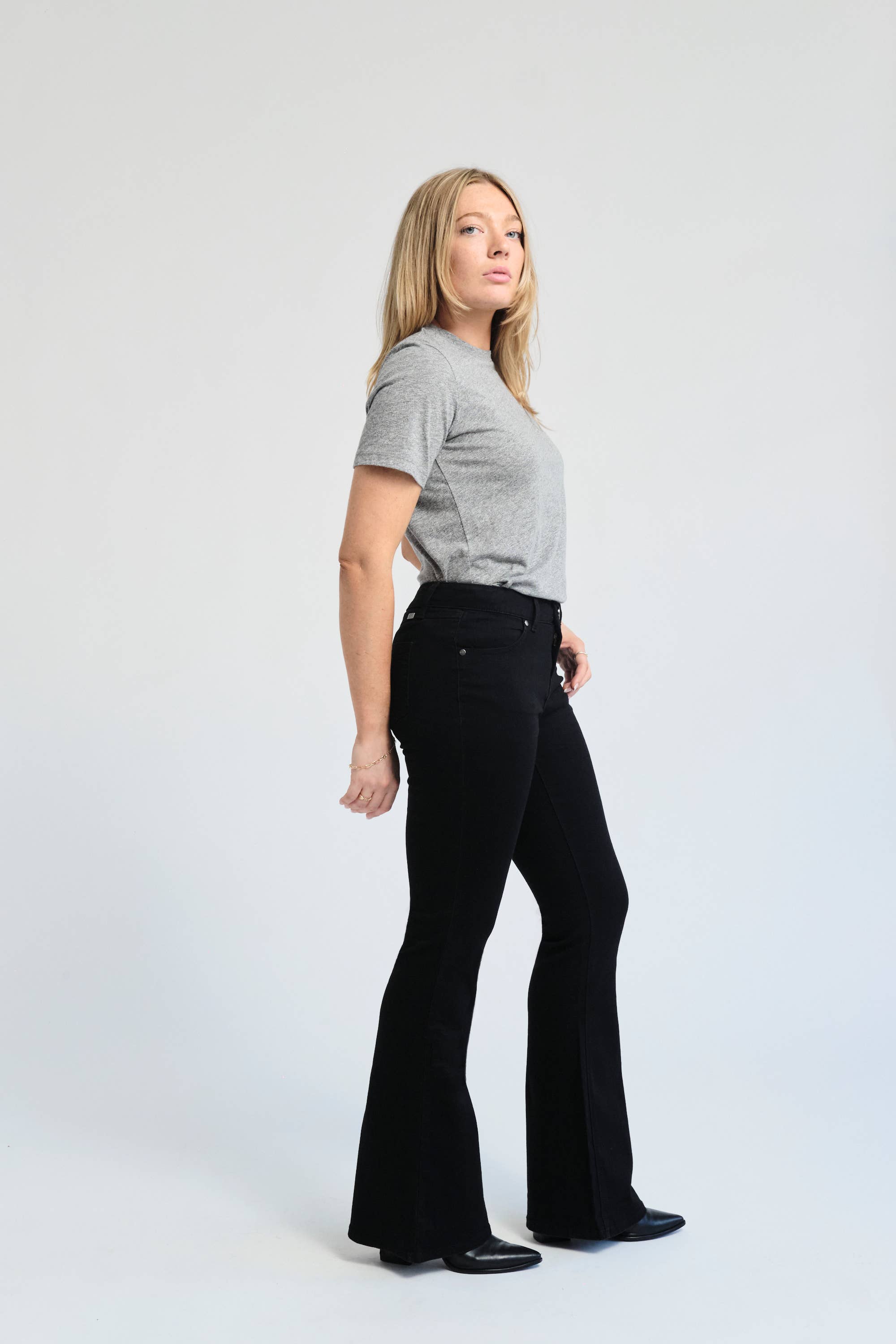 1822 Denim - Wholesale Jeans - Women's - Tall 34'' Mid-Rise Vintage Flare Jean in Black3